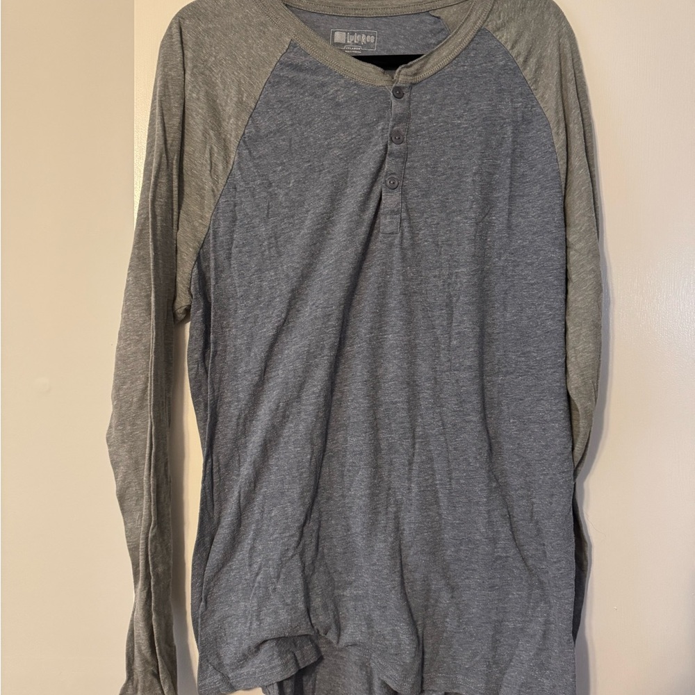 LuLaRoe Gray Mark Henley Shirt Size 2XL EUC Super Soft